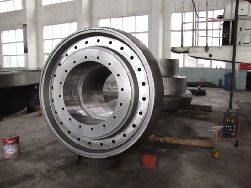 Vertical  mill  roller