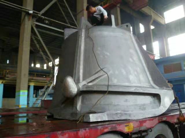 Copper smelting ladle