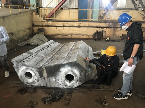 Metallurgical spreader