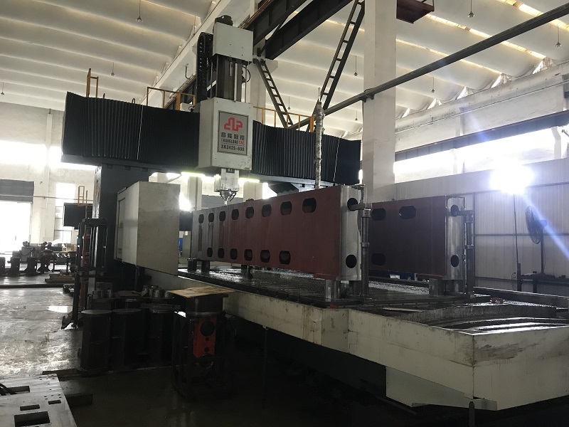  Large Milling Machine