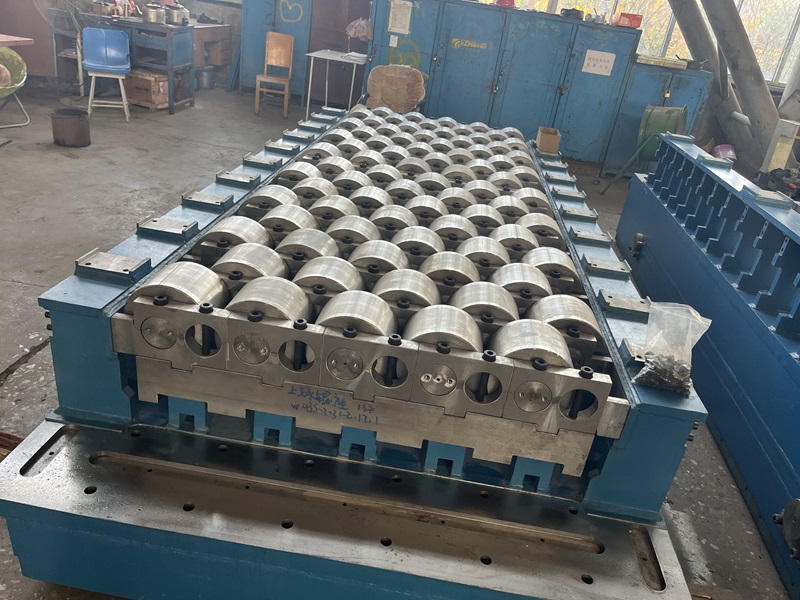 Plate Leveling Machine Roller Box
